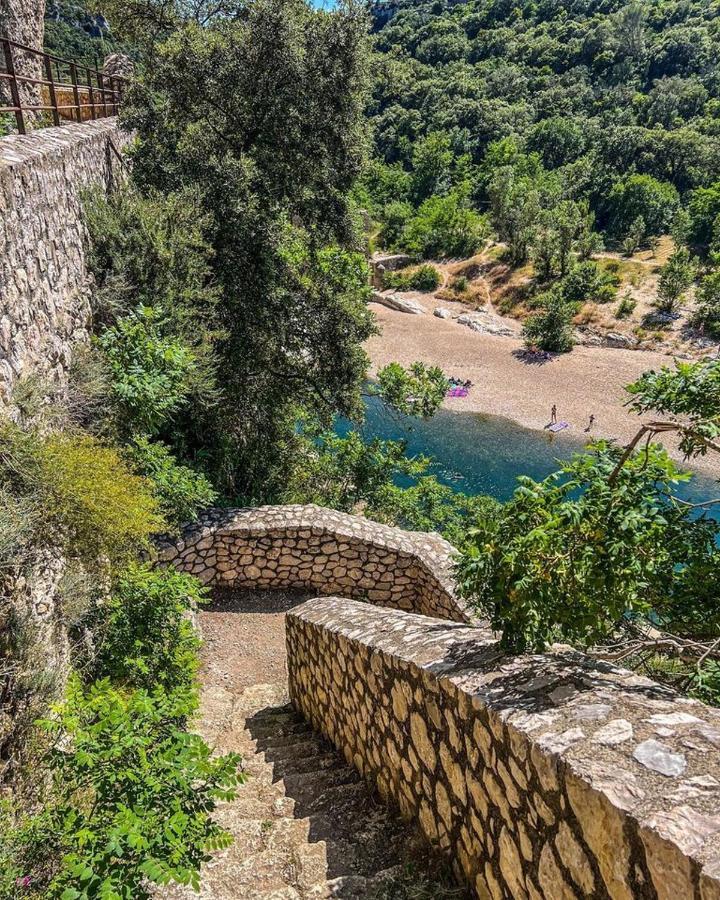 コリアスEntre Uzes Et Le Pont Du Gard Le Cocon De Sophia A Deux Pas Des Gorges Du Gardonアパートメント エクステリア 写真